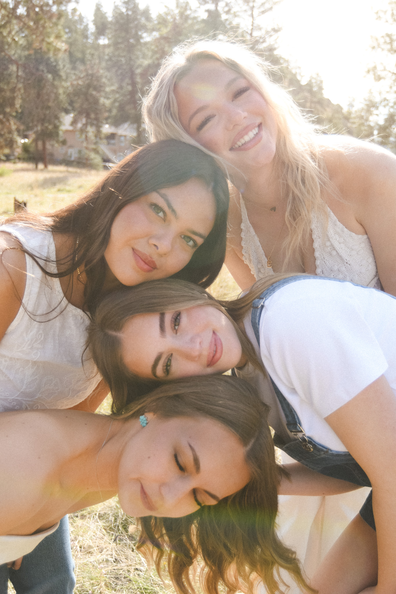 Friends getting photographed - Kelowna